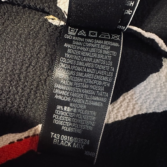 NEW Marks & Spencer Jacquard Blouse Double Breasted Black Print SZ 16/XL - Picture 14 of 16